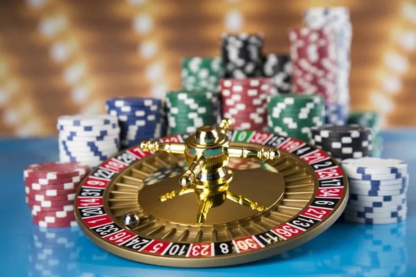 Live Blackjack dealer at weton88 table with HD video stream